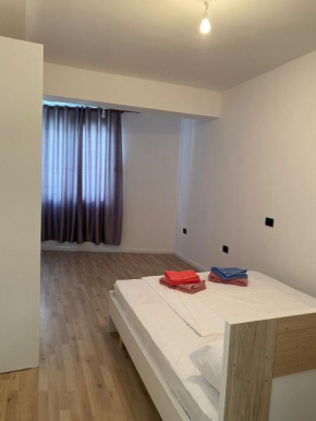 Genti Apartment
